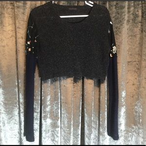 Cropped Sweater with Sheer embroidered Sleeves Med